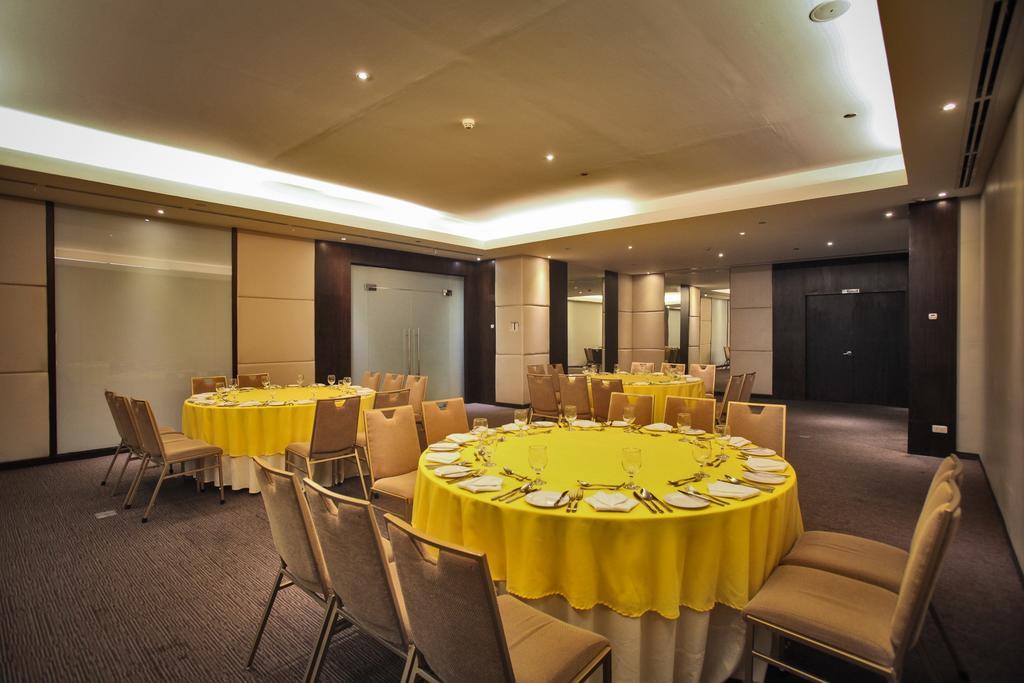 Limketkai Luxe Hotel Cagayán de Oro Exterior foto